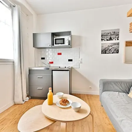 Avec Mezzanine Boulevard Voltaire Apartamento *