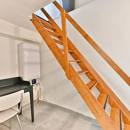 Avec Mezzanine Boulevard Voltaire アパート パリ